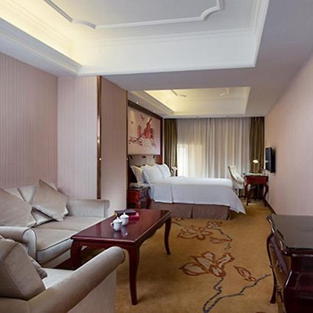 Vienna Hotel Shenzhen Shuiku New Village Extérieur photo